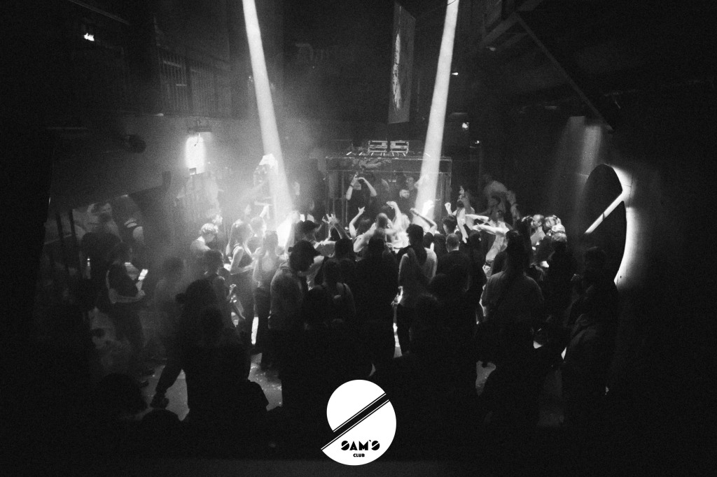 Sams-10