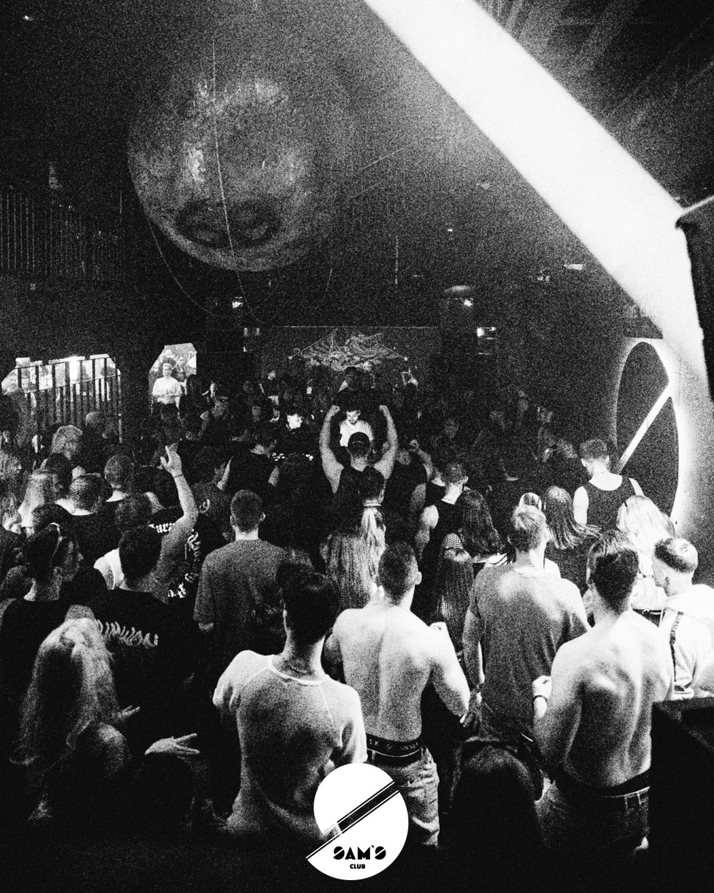 rave_gate_26_4_25_wm-5