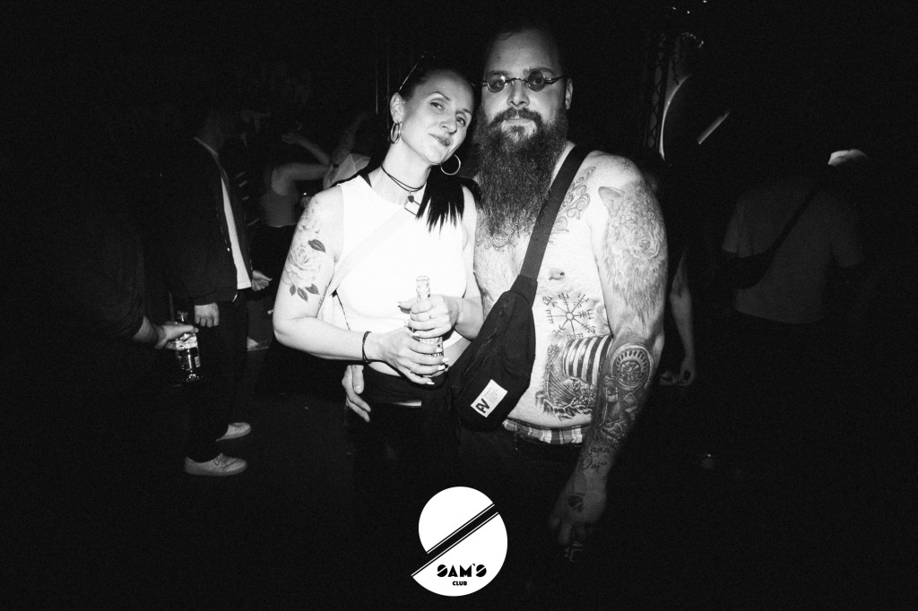 Sams-32