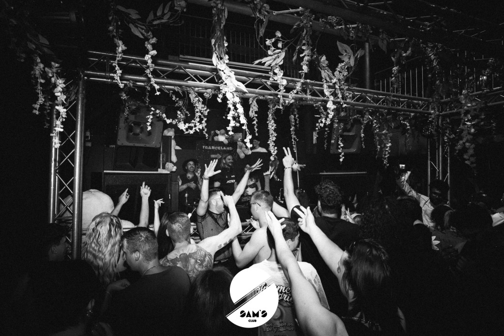 Sams-42