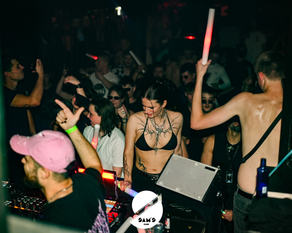 finals_sams_8_8_und_9_8_wm-95