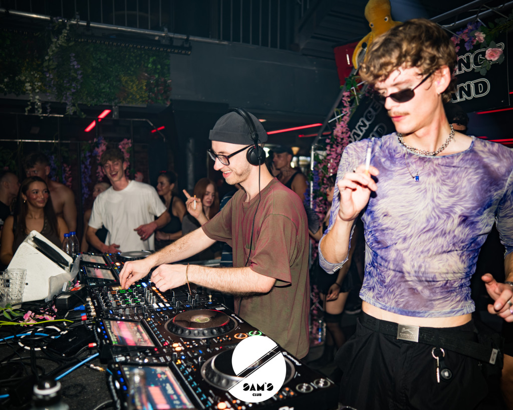 sams_20_9_25_final_wm-80