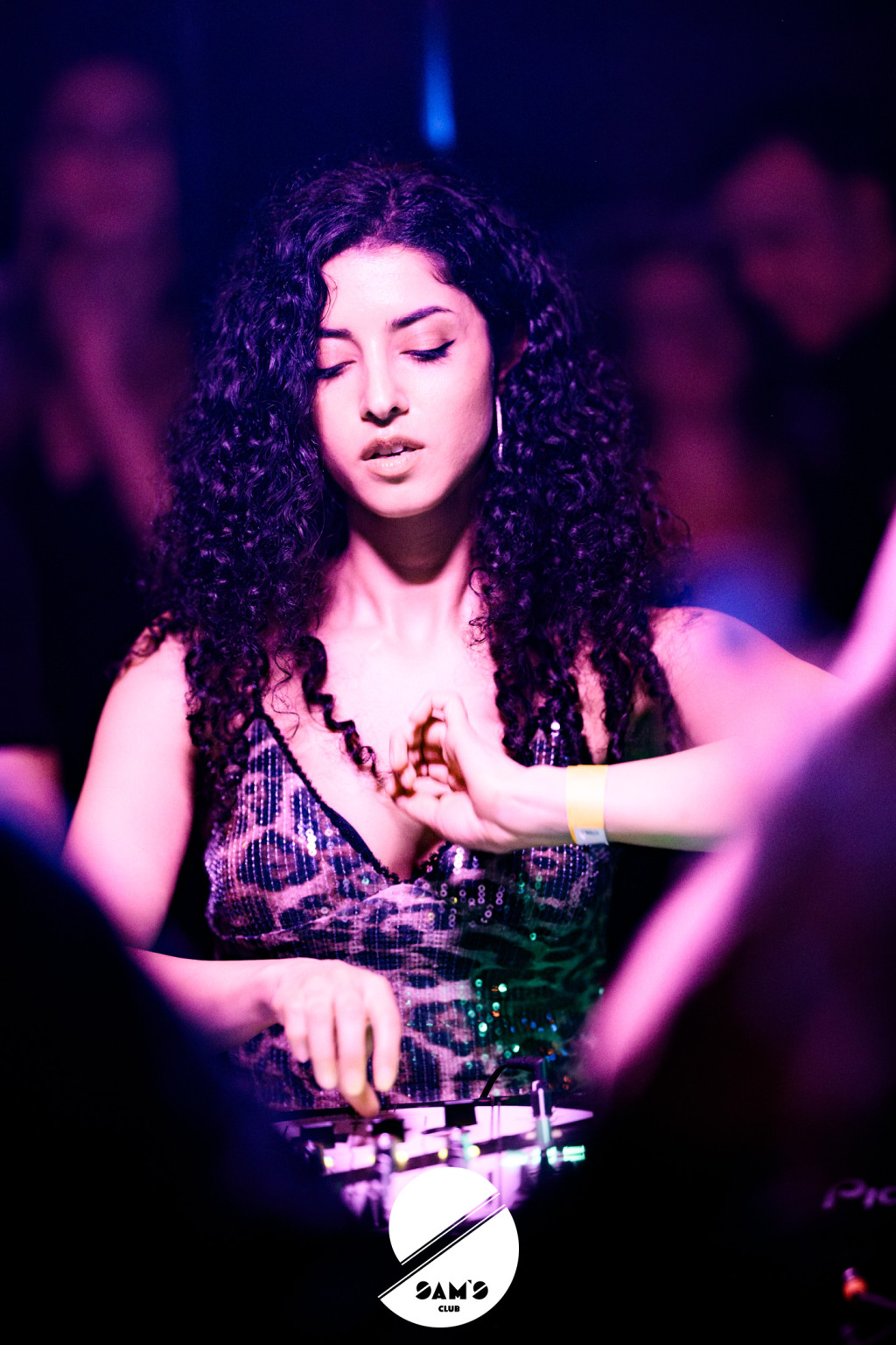 1_zen_13_12_n_wwwwnm_-1