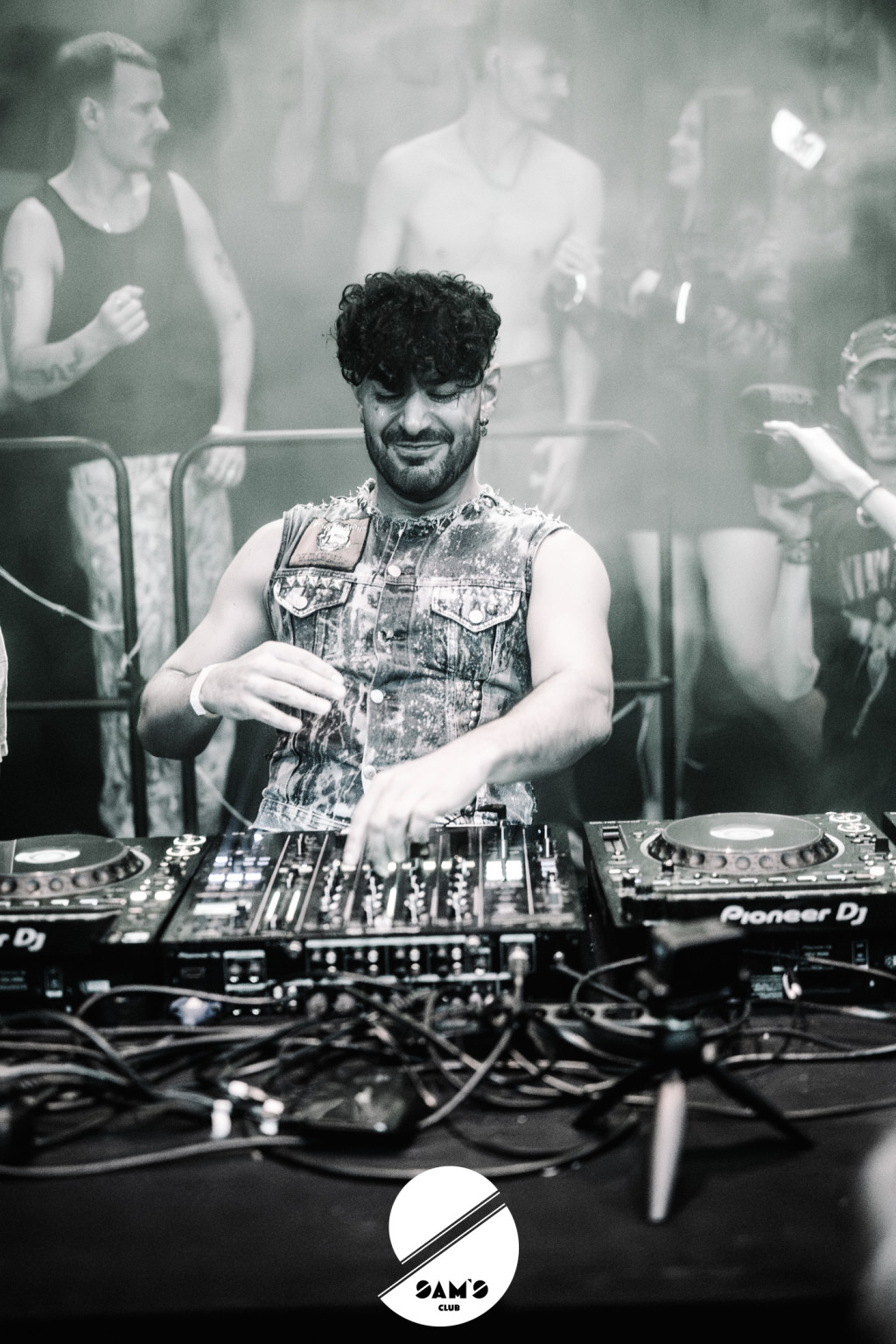 4_preview_zen_wm_-40