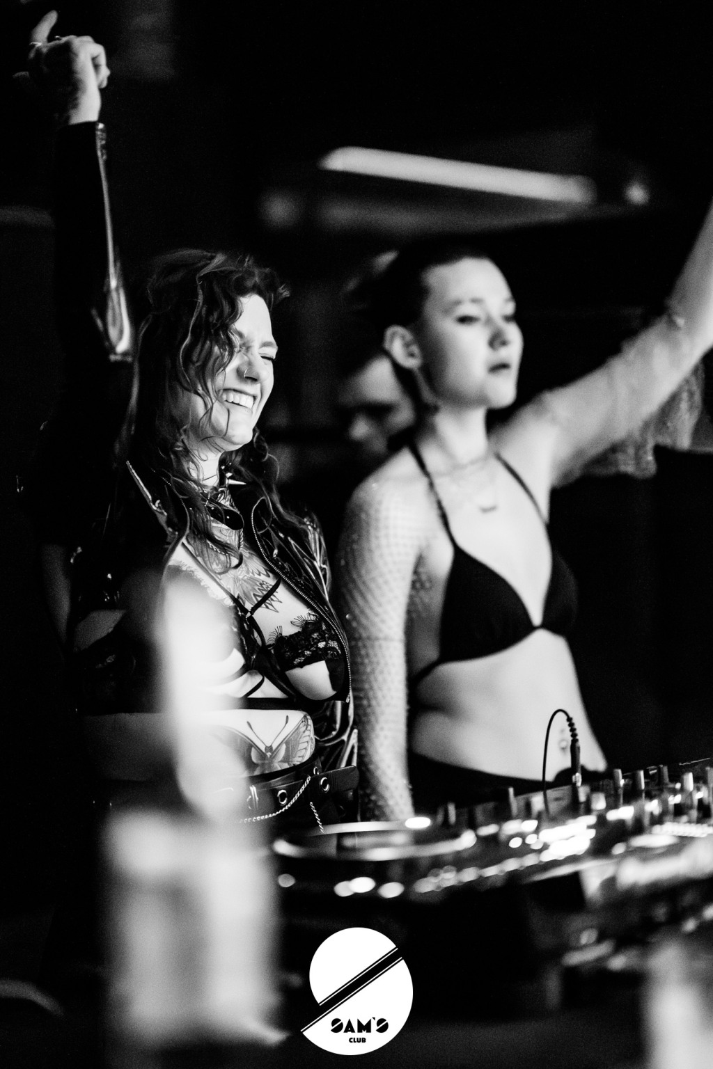 graunzone_final_wm-100