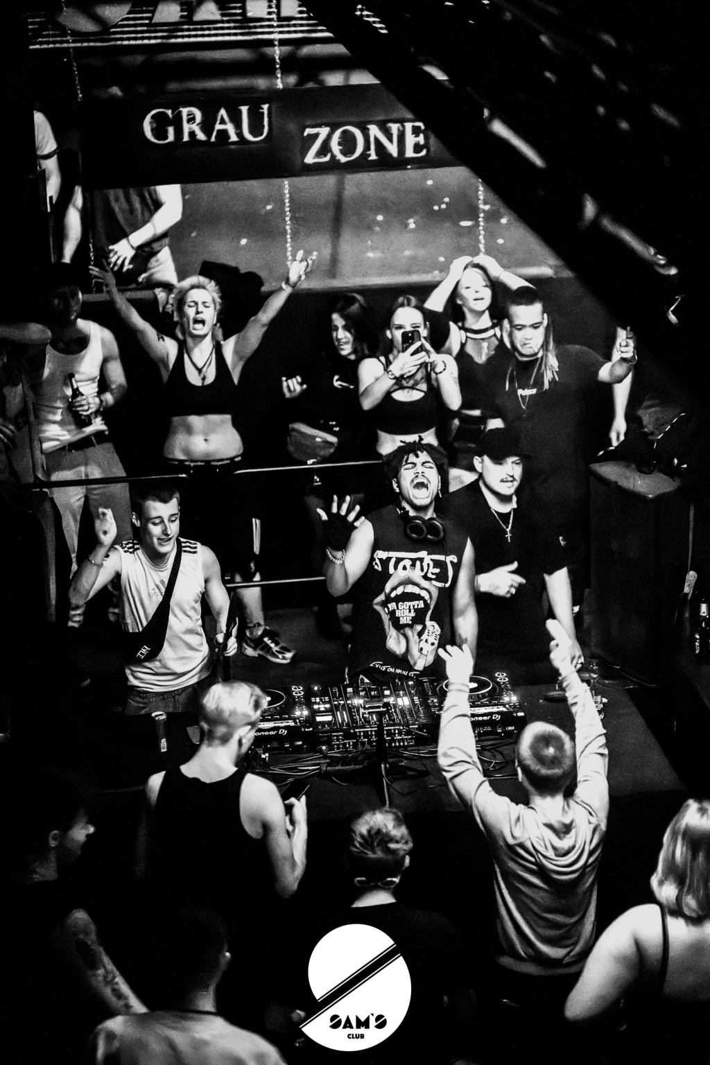 graunzone_final_wm-34