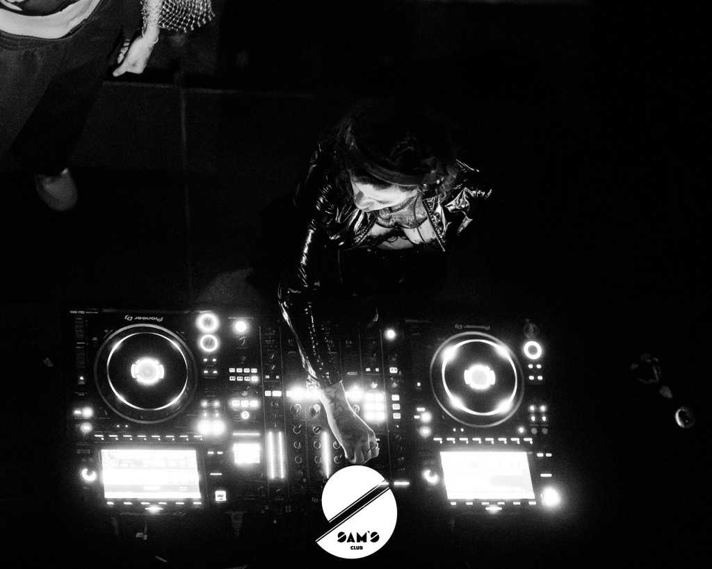 graunzone_final_wm-53