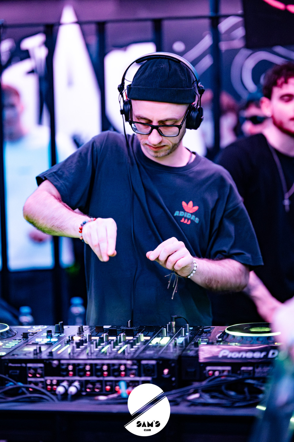 3_2_final_zen_21_3_26_wm-1