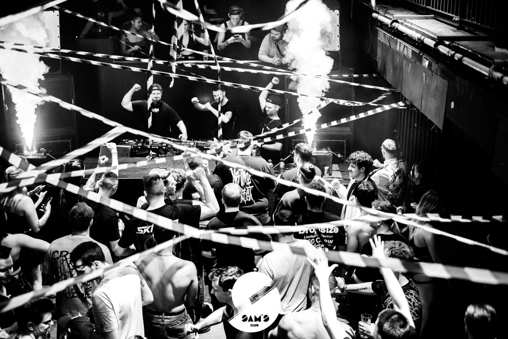 3_danger_zone_final_wm-34