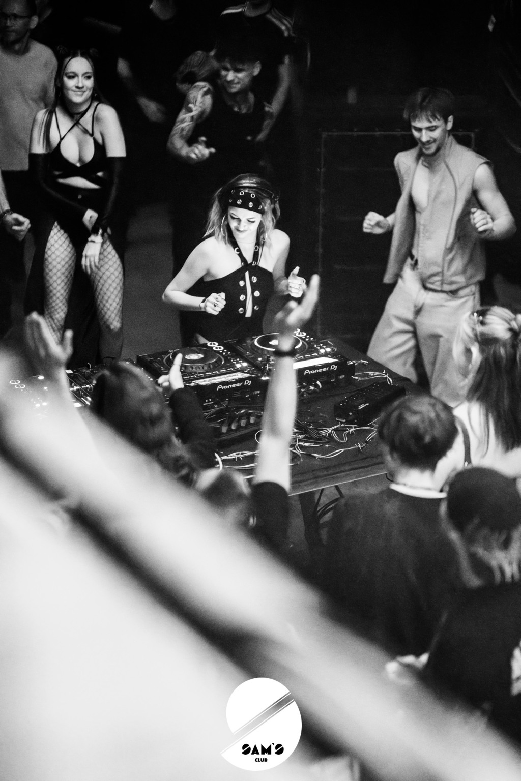 zen_final_nr_2_wm-48