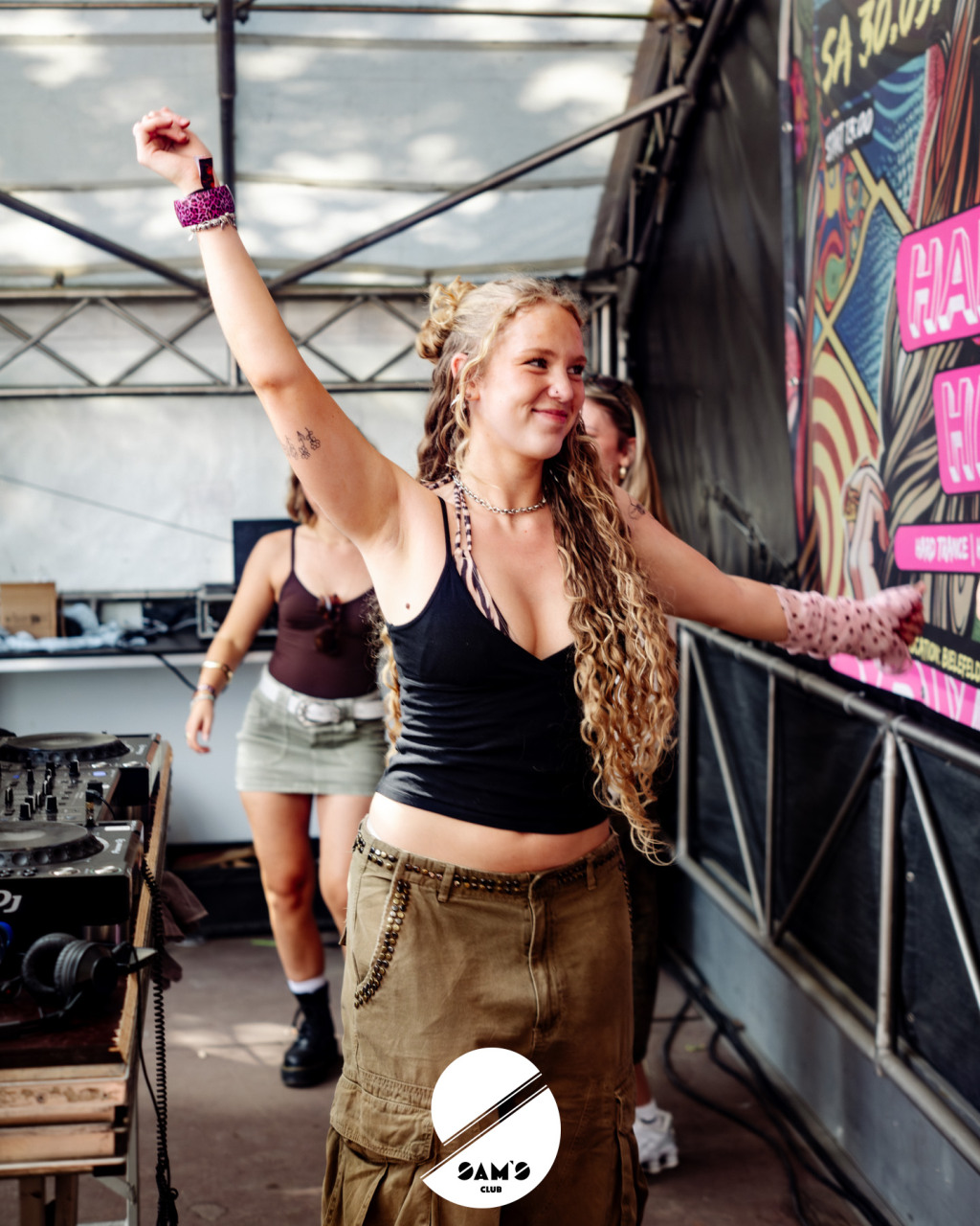 3_happy_hippie_final_wm_-1