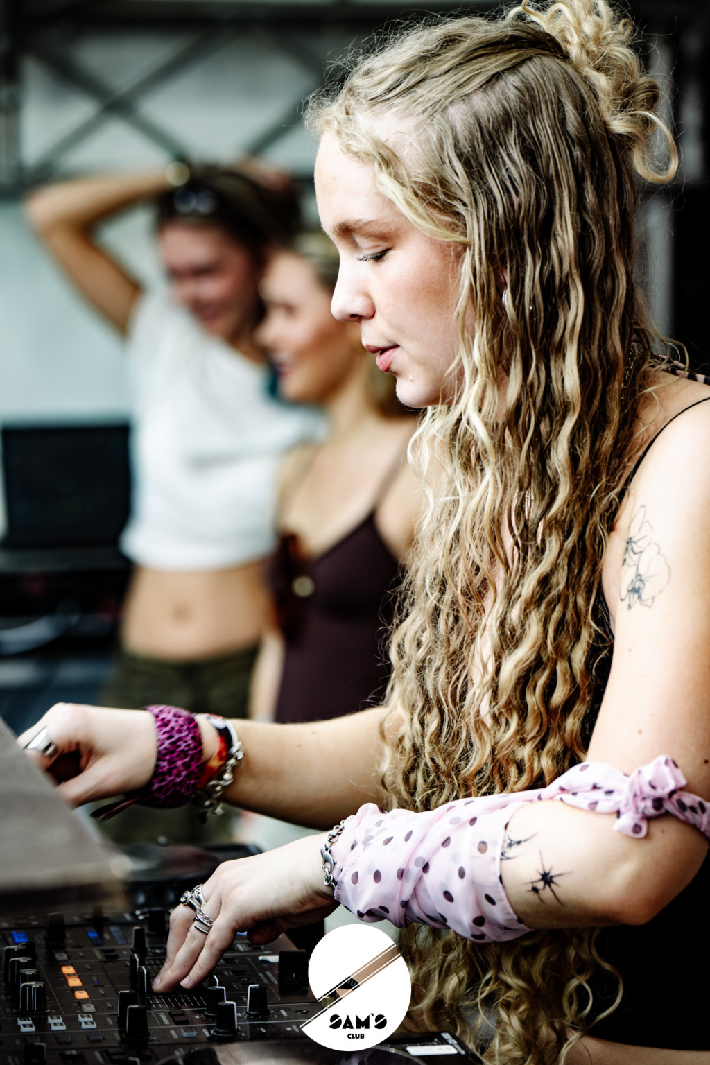 3_happy_hippie_final_wm_-3