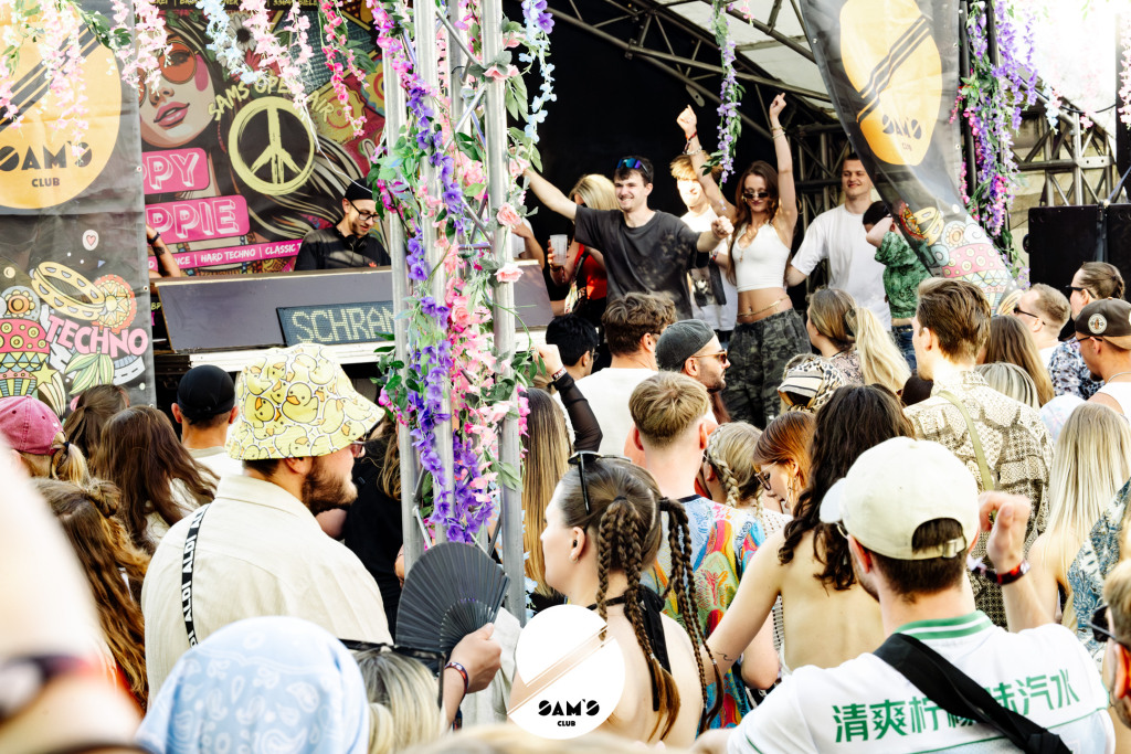 3_happy_hippie_final_wm_-3