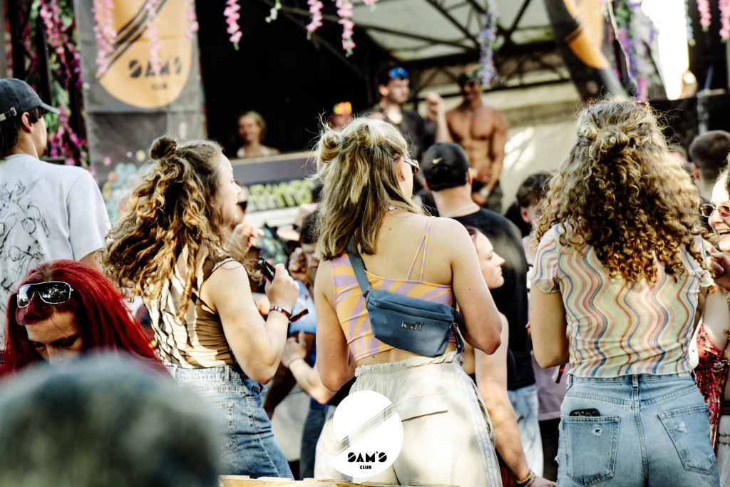 3_happy_hippie_final_wm_-4